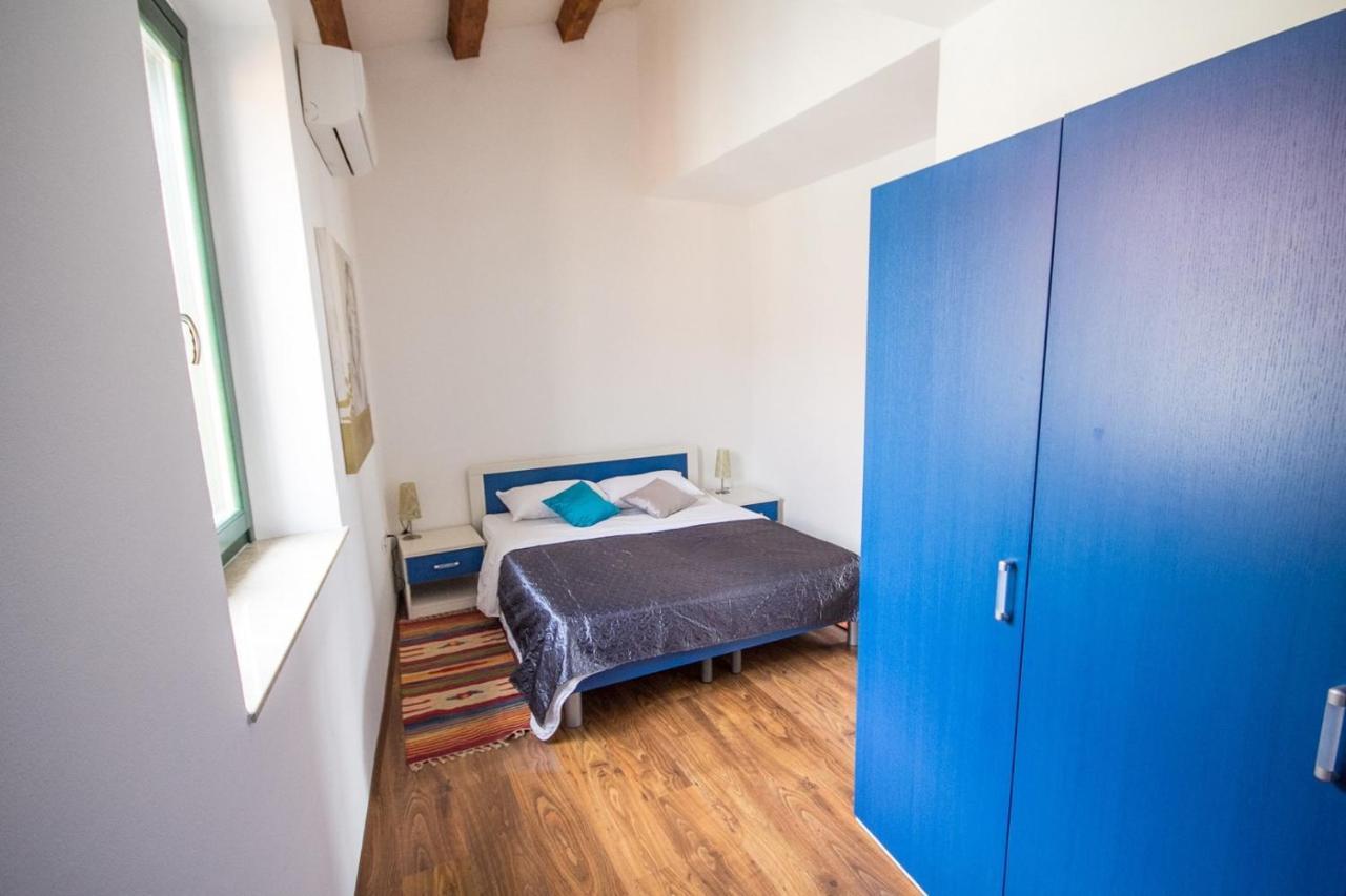 Apartments Umag Center, Seafront With Terrace In Umag Exterior photo